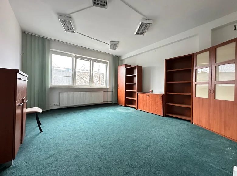 Коммерческое помещение 1 комната 20 м² в Варшаве, Польша