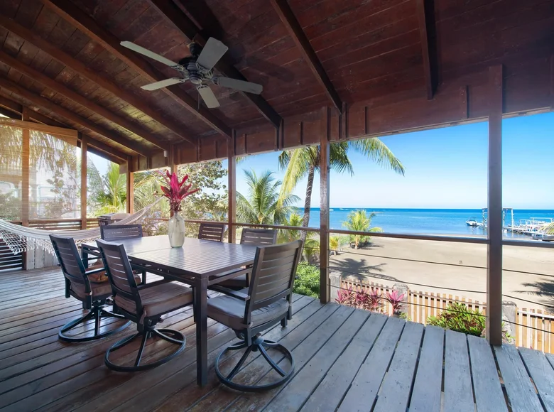 Dom 2 pokoi 139 m² Sandy Bay, Honduras
