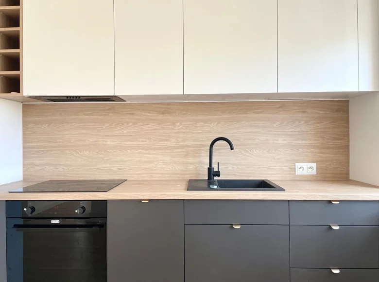 Wohnung 2 zimmer 41 m² in Warschau, Polen