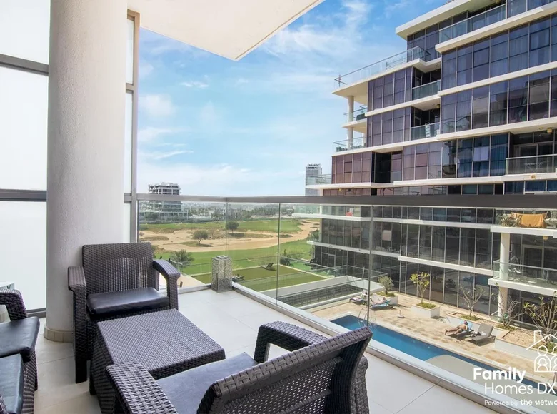 Apartamento 2 habitaciones 1 491 m² Dubái, Emiratos Árabes Unidos