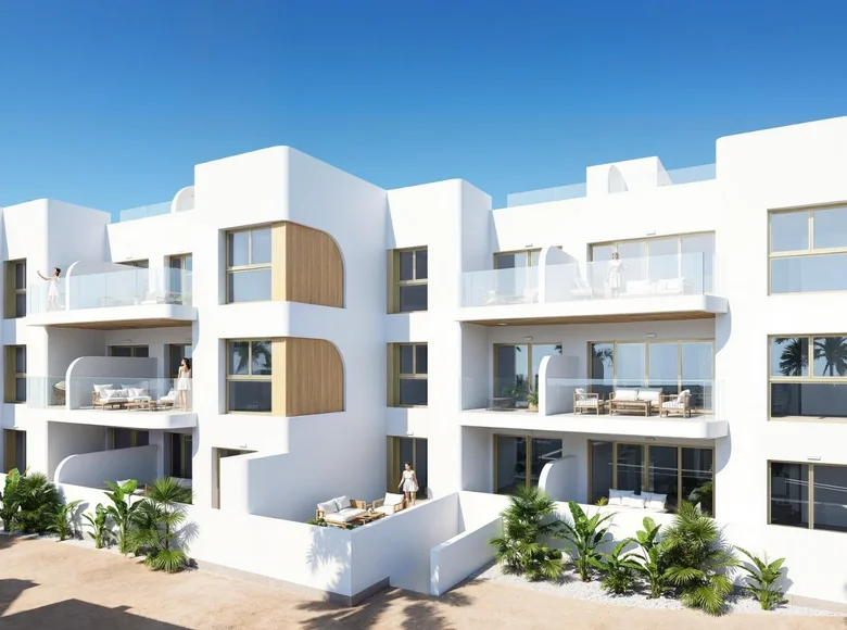 Mieszkanie 2 pokoi 85 m² Los Alcazares, Hiszpania