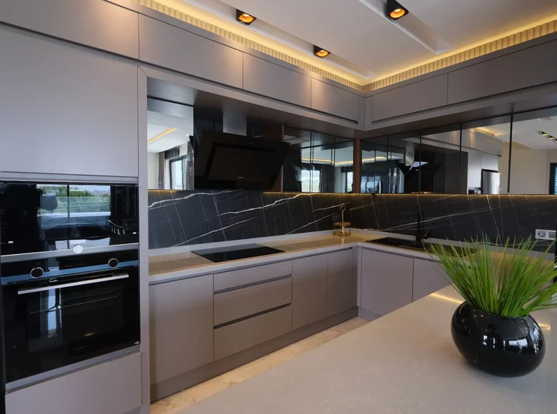 Willa 8 pokojów  Kargicak, Turcja