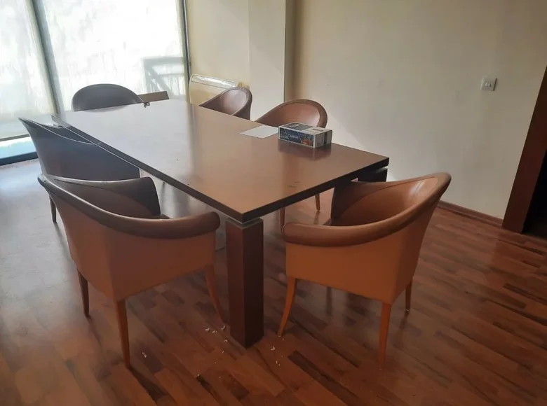 Офис  муниципалитет Ларнака, Кипр