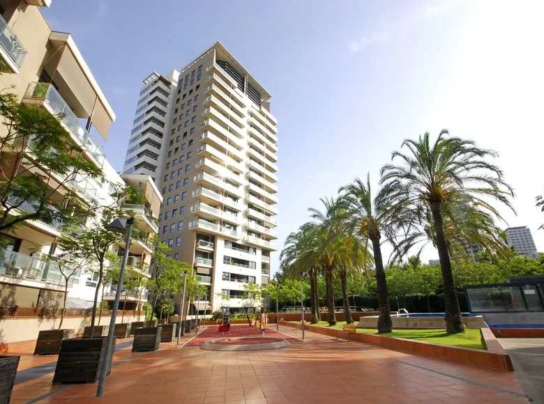Wohnung 3 Schlafzimmer 176 m² Barcelona, Spanien