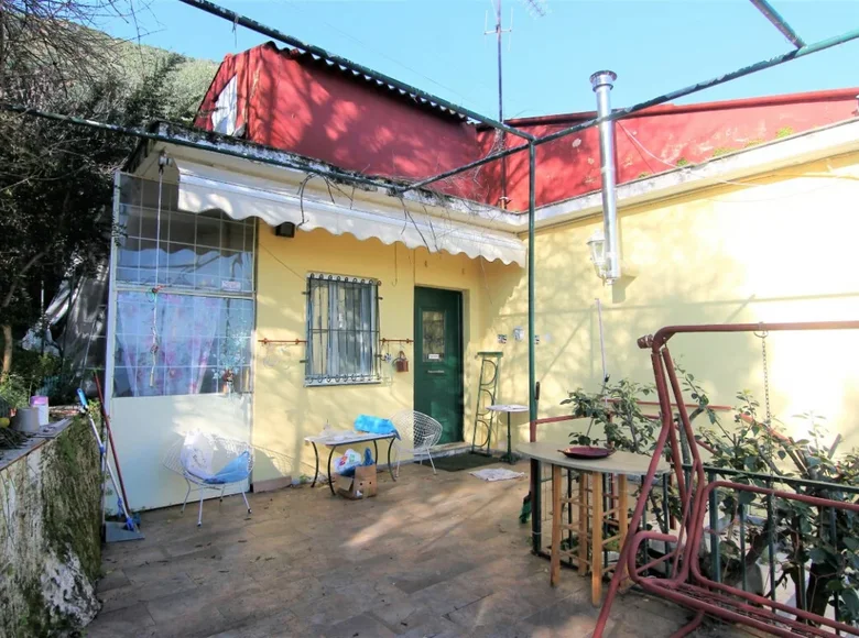 Szeregowiec 1 pokój 110 m² Benitses, Grecja