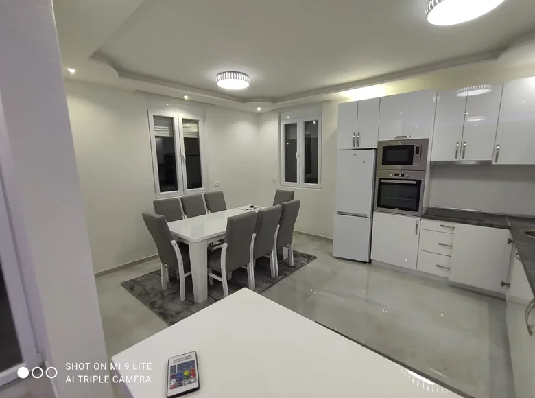 Apartamento 3 habitaciones 100 m² Zaljevo, Montenegro