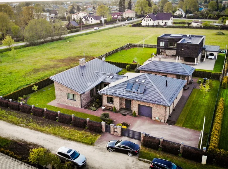 Maison 6 chambres 357 m² Marupe, Lettonie