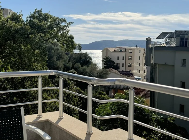 Wohnung 3 zimmer 102 m² Rafailovici, Montenegro