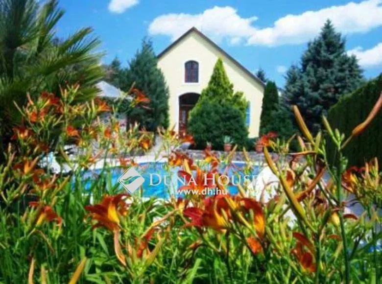 Cottage 2 bathrooms 200 m² in Vas, Hungary