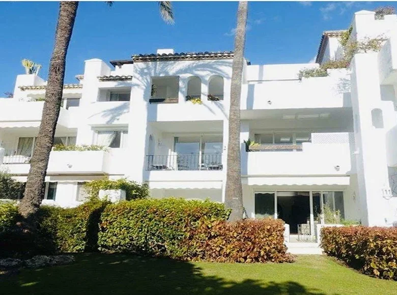 Apartamento 2 habitaciones 110 m² Estepona, Španjolska