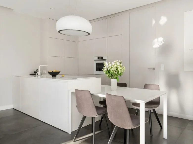3 room apartment 103 m² Warsaw, Poland