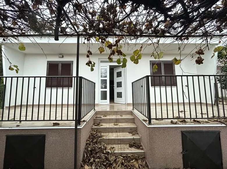 Haus 3 Schlafzimmer 99 m² Zankovici, Montenegro