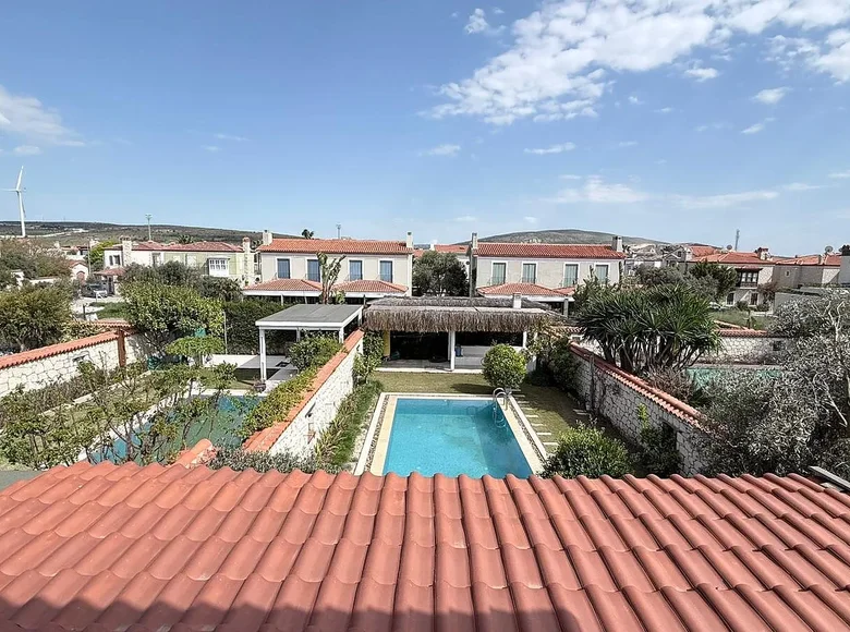 Dom 4 pokoi 150 m² Çeşme, Turcja