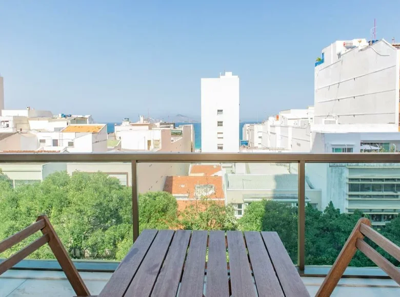 2 bedroom apartment 76 m² in Regiao Geografica Imediata do Rio de Janeiro, Brazil