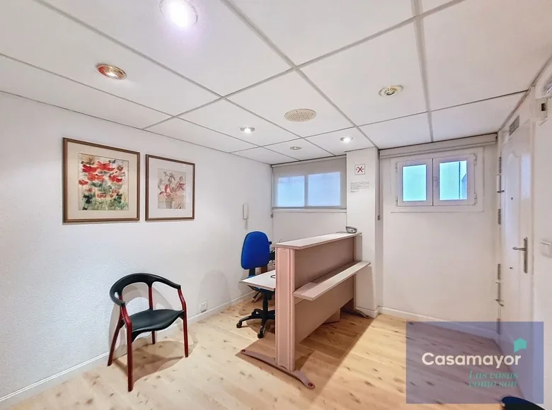 Office 176 m² in Alicante, Spain