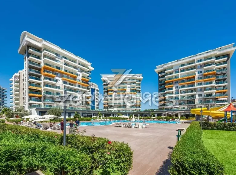 Mieszkanie 2 pokoi 72 m² Alanya, Turcja