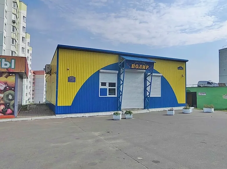 Shop 2 rooms 97 m² in Sienica, Belarus