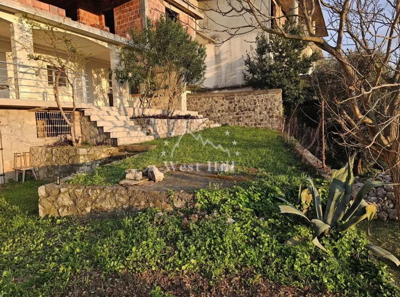 Дом 6 комнат 214 м² Сутоморе, Черногория