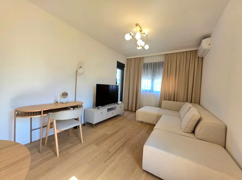 Квартира 1 спальня 42 м² Бечичи, Черногория