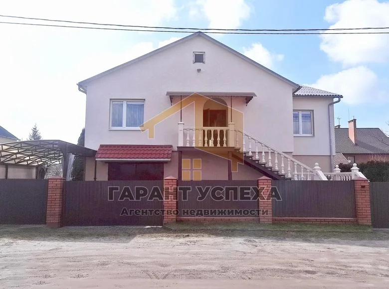 Dom 246 m² Brześć, Białoruś