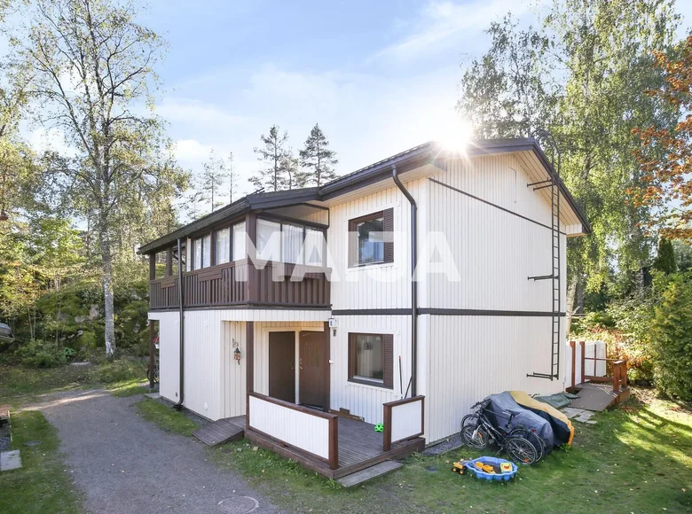 Дом 4 комнаты 91 м² Helsinki sub region, Финляндия