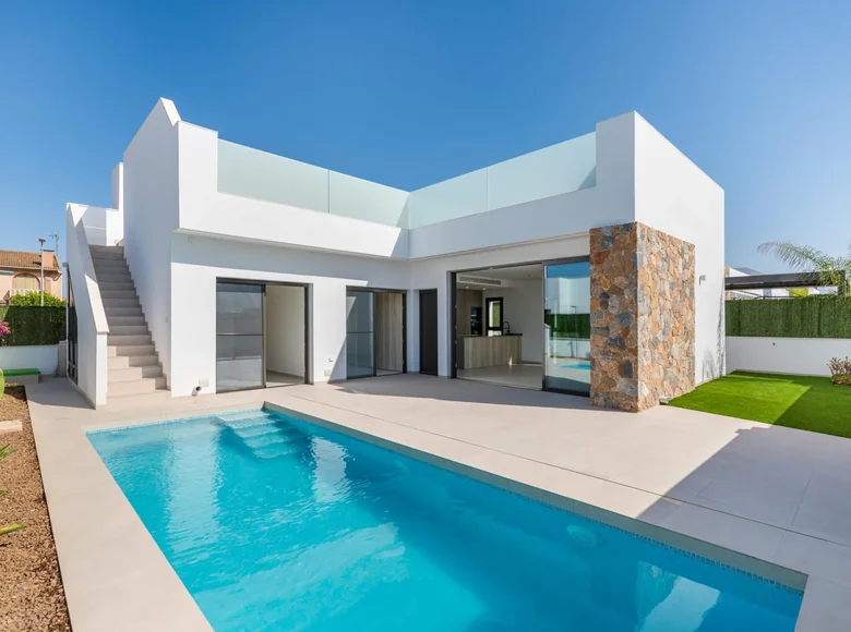 3-Schlafzimmer-Villa 140 m² Los Alcazares, Spanien