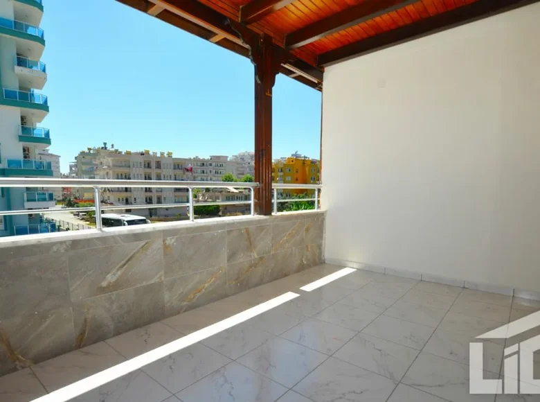 Квартира 3 комнаты 110 м² Аланья, Турция