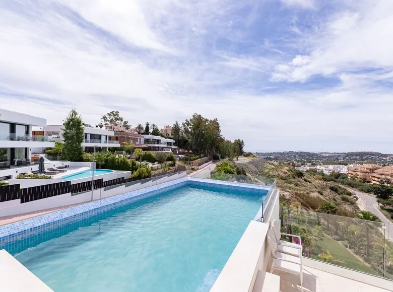 Wohnung 2 Schlafzimmer 95 m² Marbella, Spanien