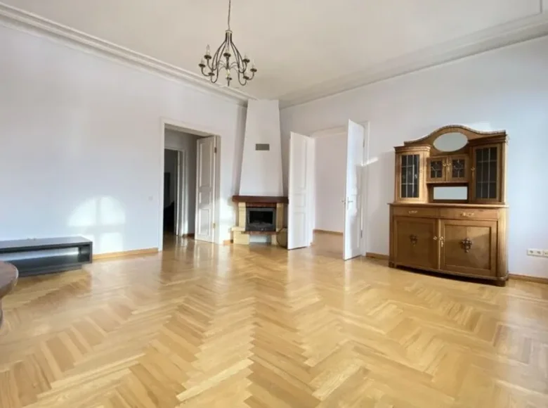 Mieszkanie 6 pokojów 171 m² Ryga, Łotwa