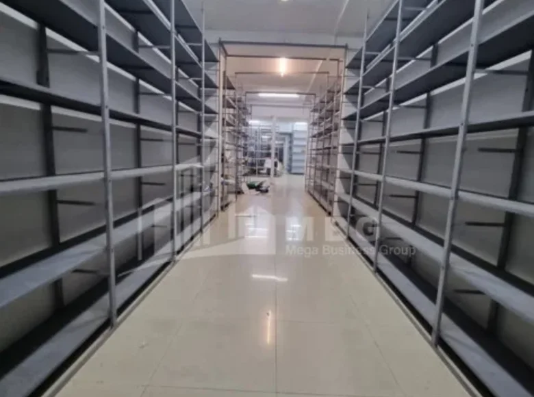 Коммерческое помещение 1 100 м² Тбилиси, Грузия
