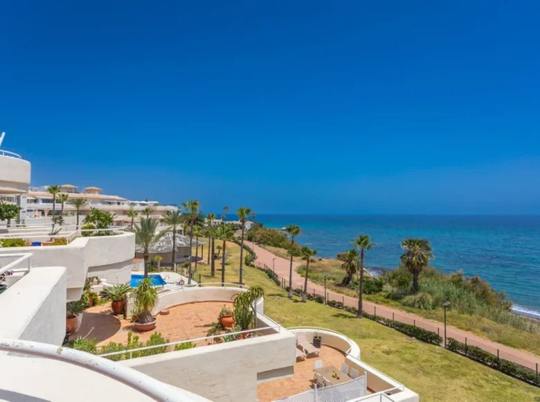 Apartamento 3 habitaciones  Estepona, Španjolska