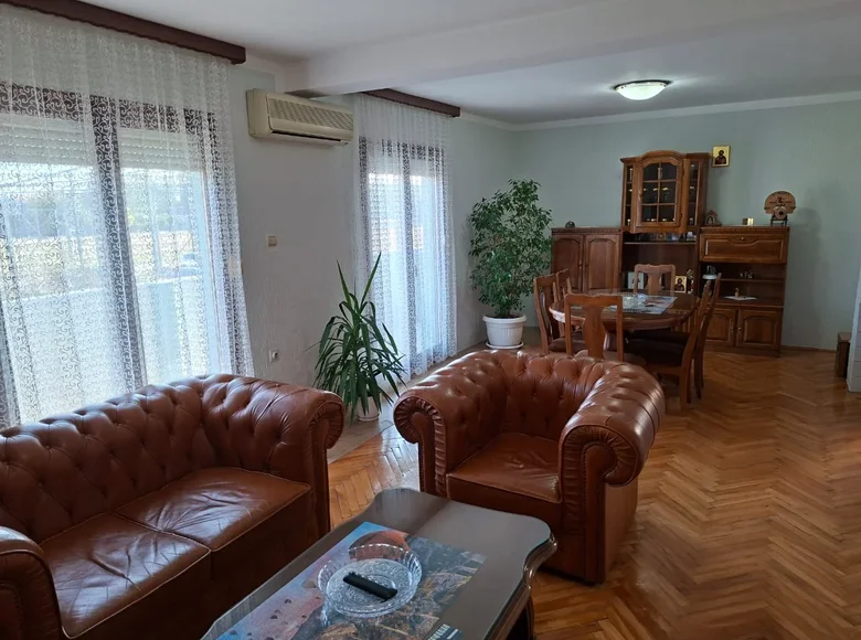 Villa 100 m² in Podgorica, Montenegro