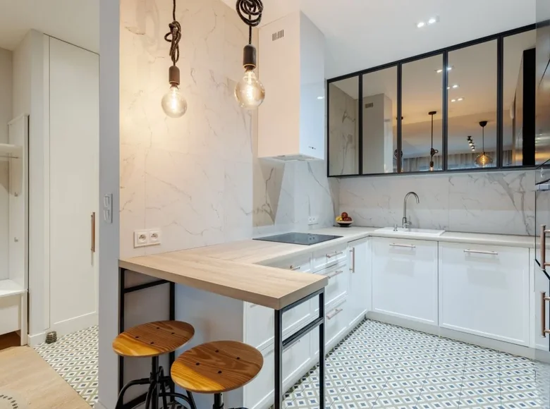 2 room apartment 46 m² Warsaw, Poland