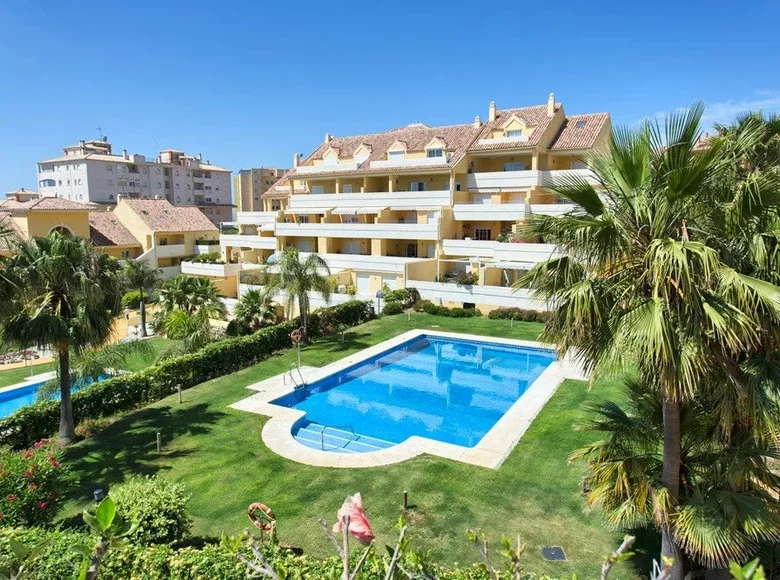 Apartamento 3 habitaciones 296 m² Estepona, Španjolska