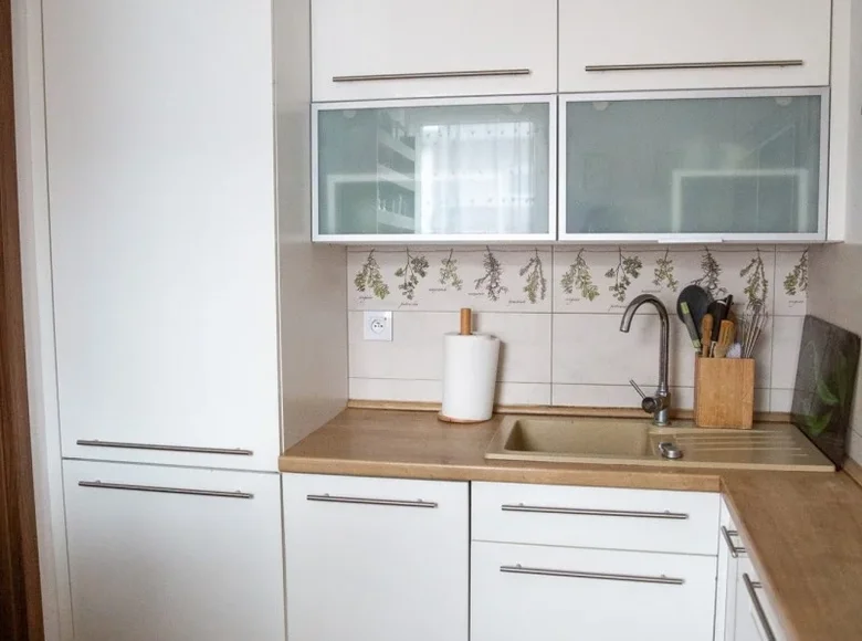 Mieszkanie 3 pokoi 75 m² Komorniki, Polska