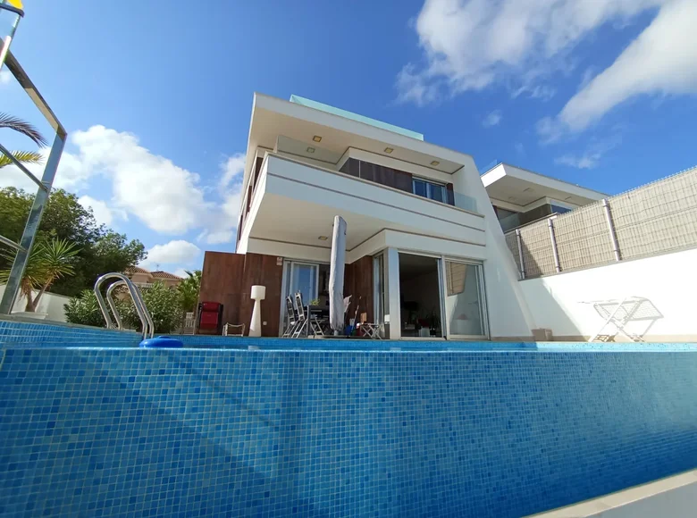 Dom 3 pokoi 155 m² Orihuela, Hiszpania