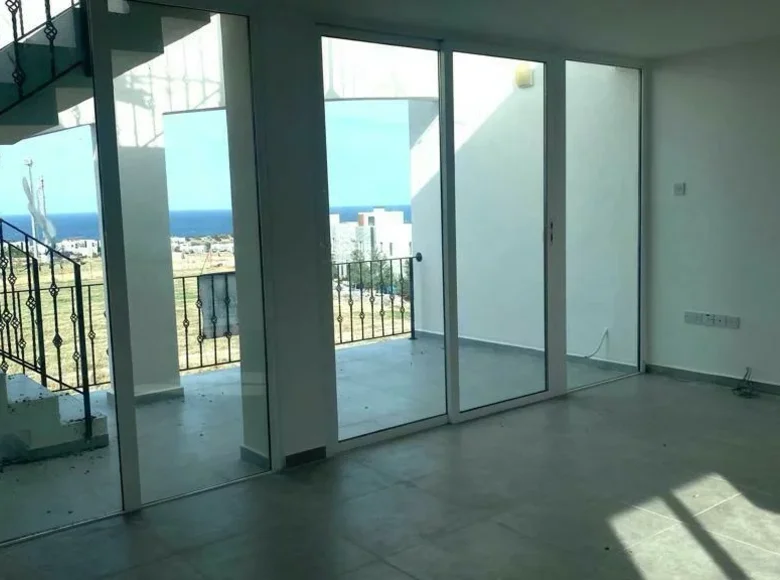 2 bedroom penthouse 65 m² Kalogreia, Northern Cyprus