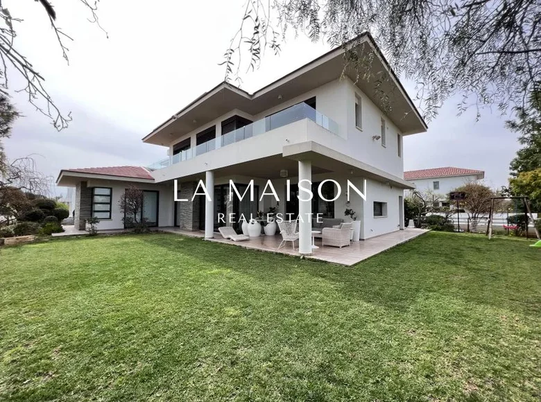 Dom 6 pokojów 430 m² Strovolos, Cypr