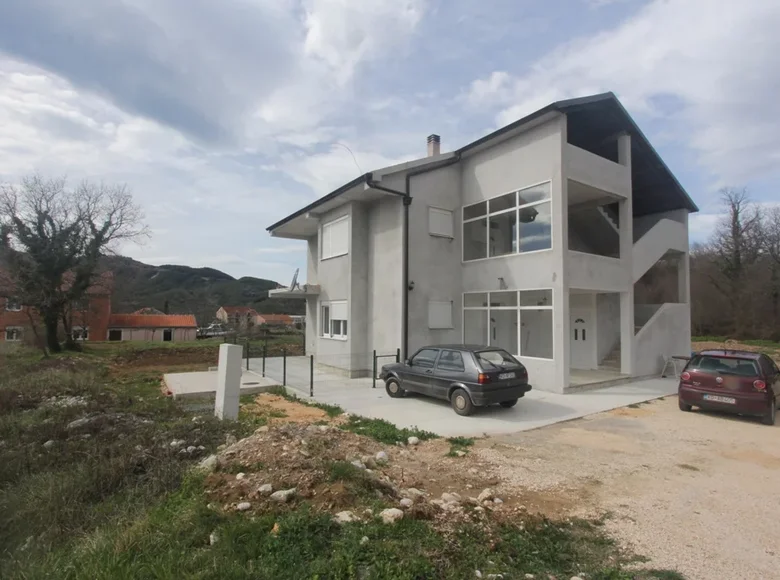 Casa 4 habitaciones 136 m² Radanovici, Montenegro