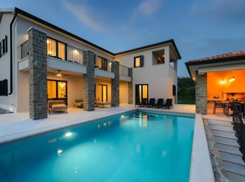 Villa 4 chambres 288 m² Umag, Croatie