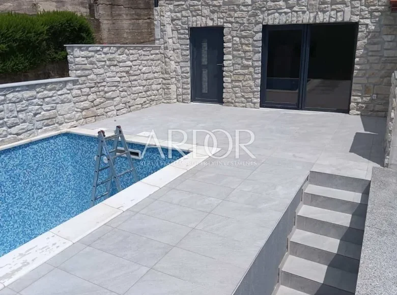 2 bedroom house 80 m² Bribir, Croatia