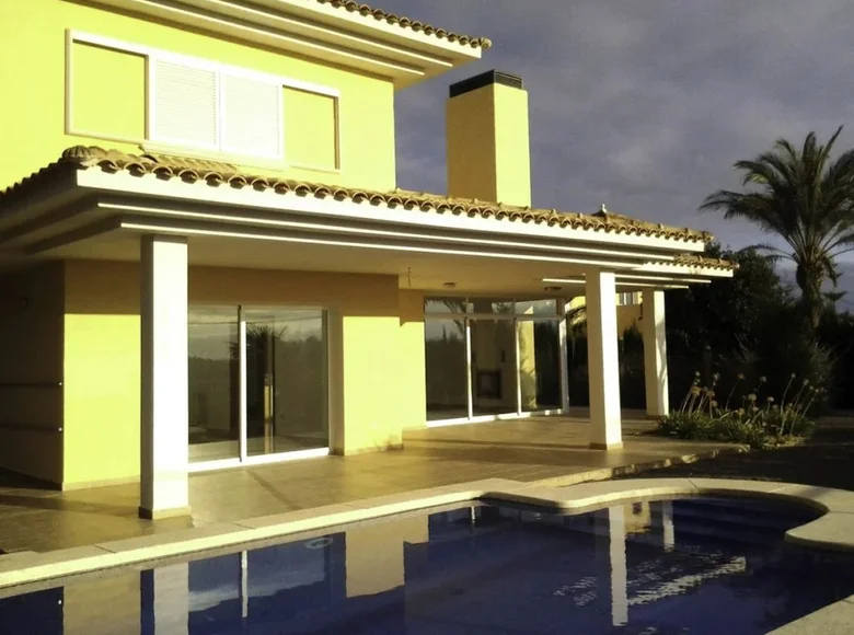 Villa de 4 dormitorios 420 m² Izhevsk, Rusia