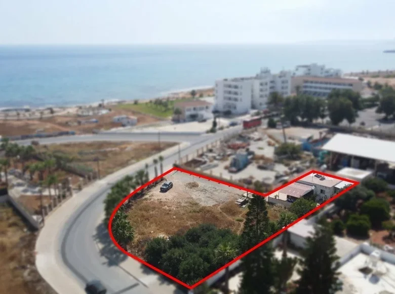 Atterrir  Agía Nápa, Chypre