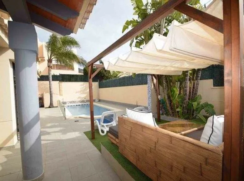 6 bedroom villa 350 m² Benidorm, Spain