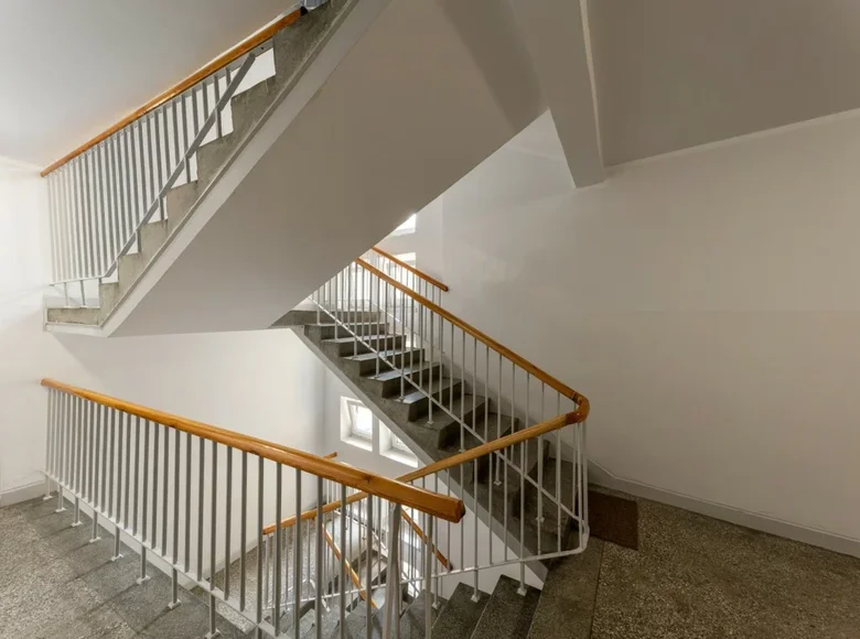 3 room apartment 64 m² in Warsaw, Poland