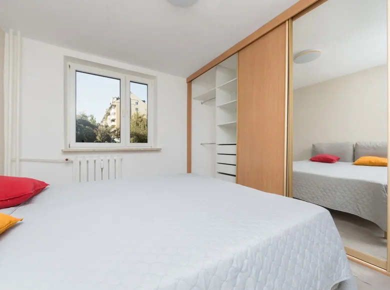 3 room apartment 63 m² in Warsaw, Poland