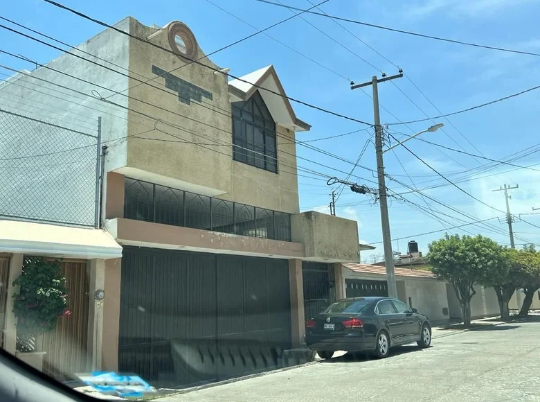 Haus 3 Schlafzimmer 382 m² Celaya, Mexiko