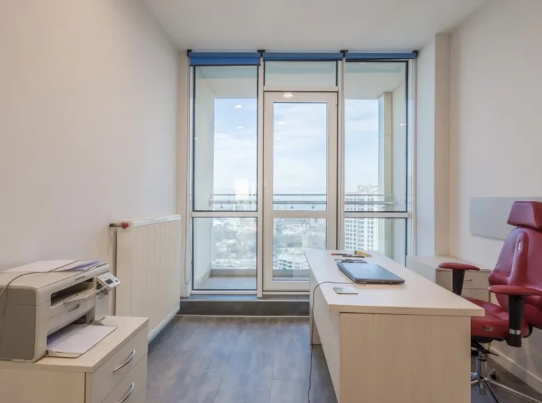 Propiedad comercial 88 m² en Odesa, Ucrania