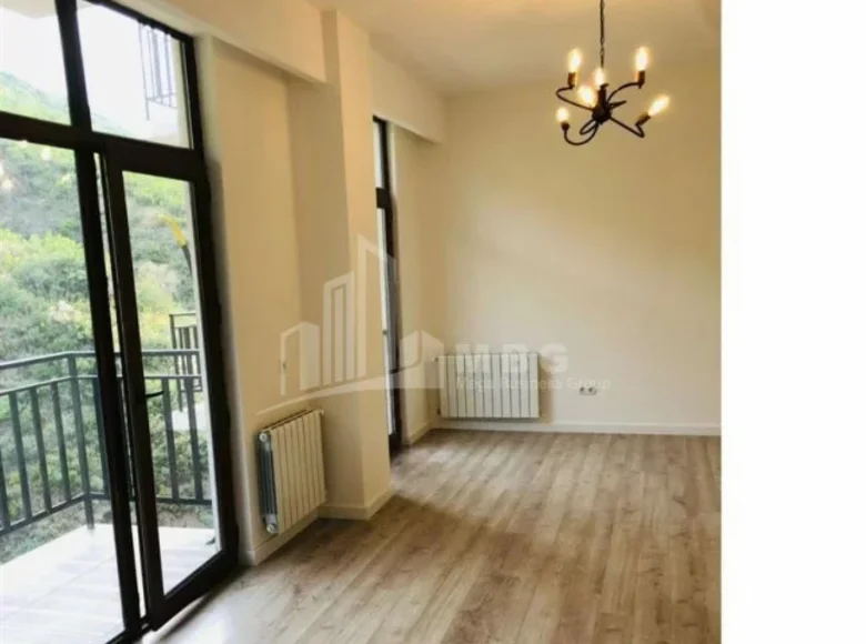 Mieszkanie 3 pokoi 77 m² Tbilisi, Gruzja