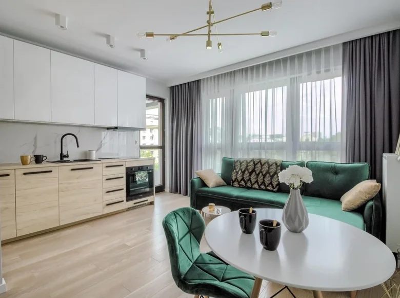 2 room apartment 47 m² in Warsaw, Poland